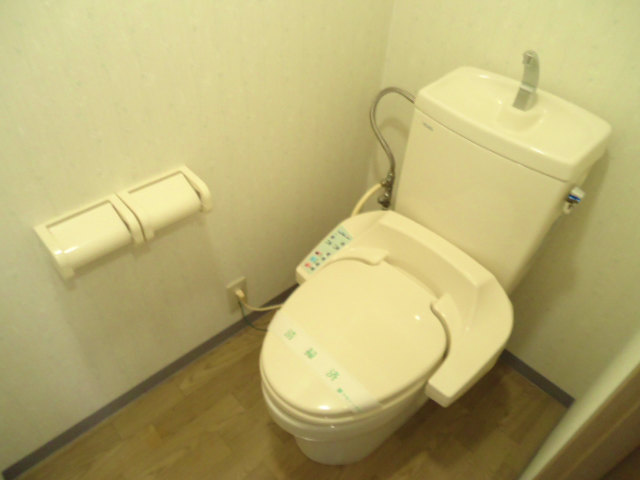 Other room space. Beautiful restroom