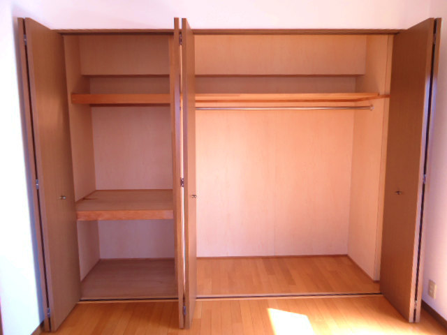 Other room space. Enter plenty