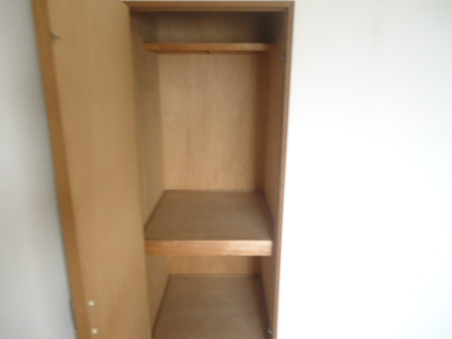 Other room space. There storage