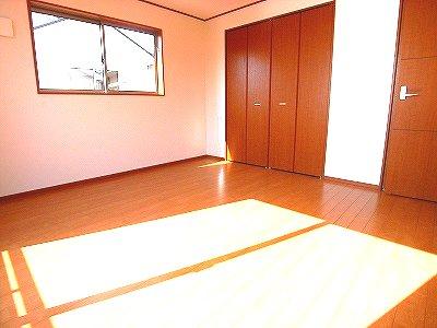 Non-living room. Same specifications Photos