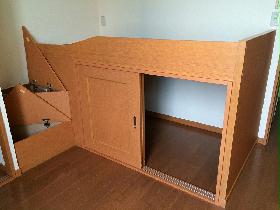 Other. With storage bet