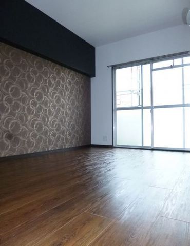 Other room space. Stylish Cross