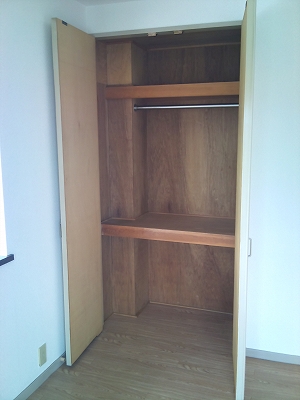 Receipt. Spacious storage