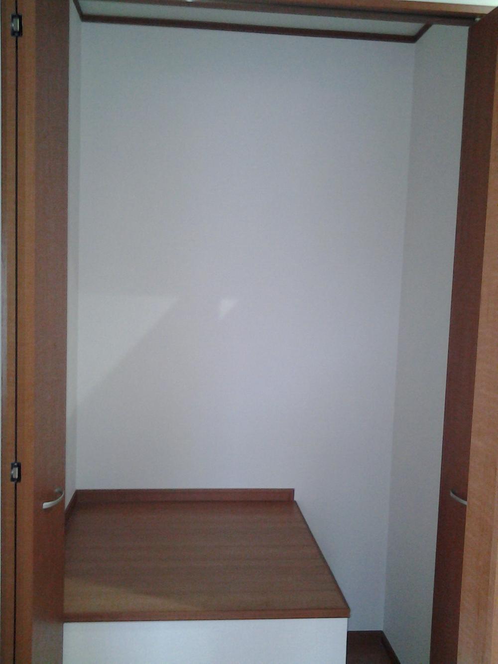 Receipt. Storage (11 May 2013) Shooting