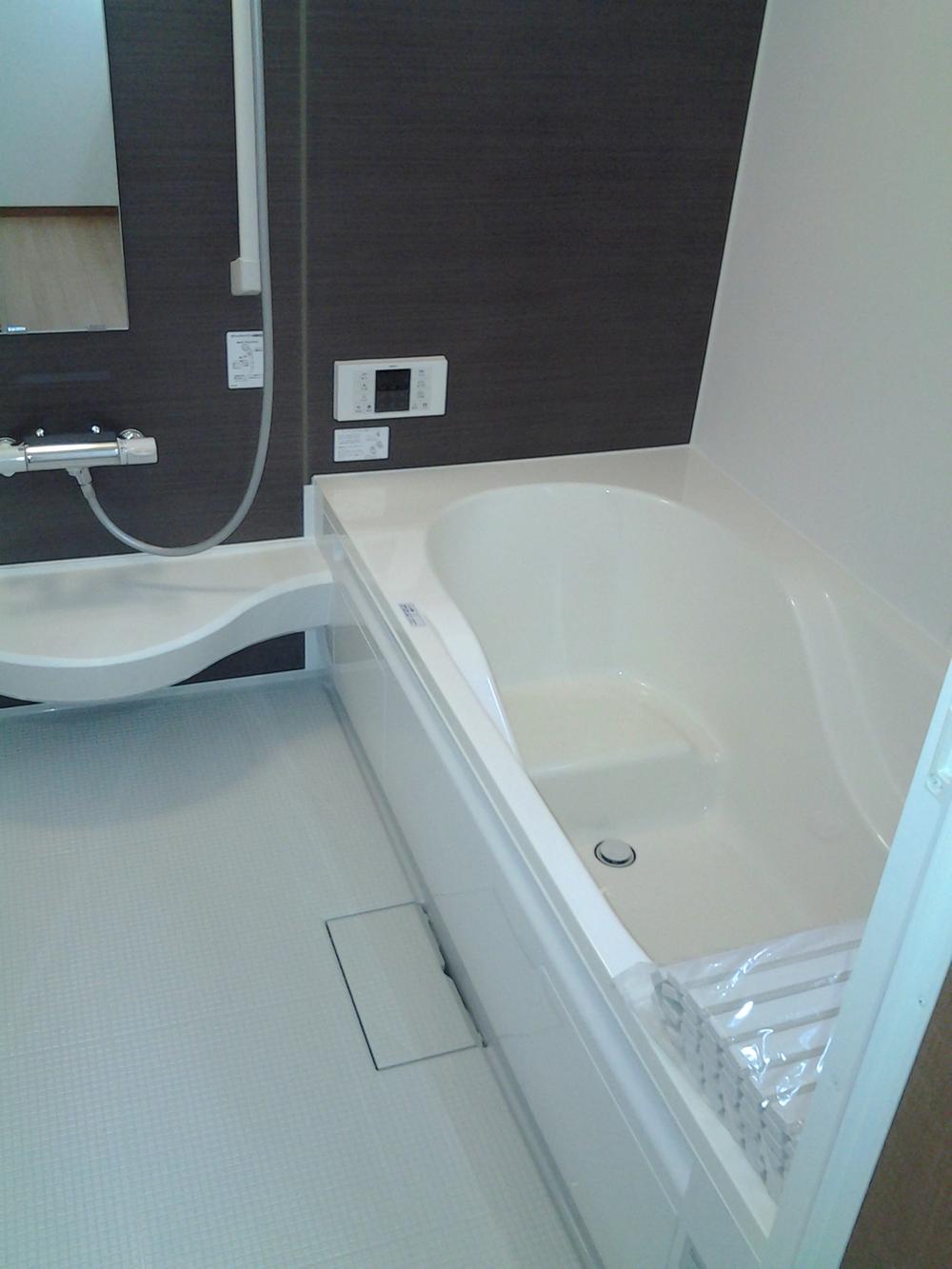 Bathroom. Bathroom (11 May 2013) Shooting