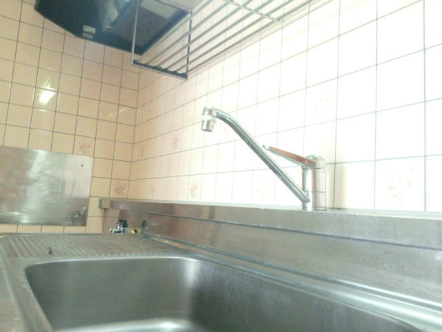 Kitchen. Spacious kitchen