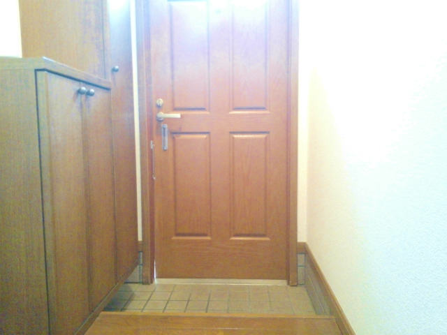 Entrance. How in new life