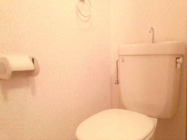 Other room space. Beautiful restroom