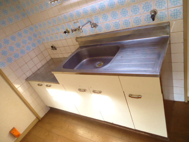 Kitchen. Gas stove bring formula