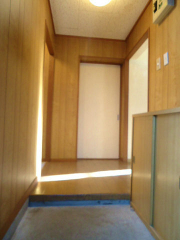 Entrance. Yes shoe box