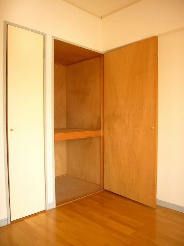 Entrance. There are storage. 