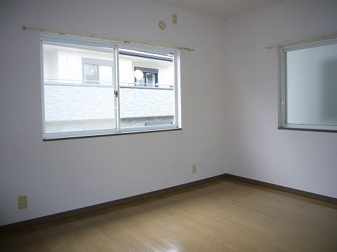 Kitchen. Pet breeding Friendly Popular Listings. 