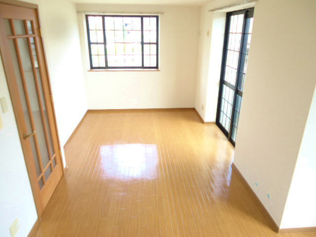 Living and room. Bright and beautiful living