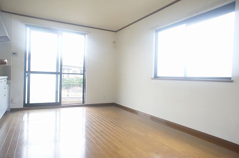 Living and room. The first floor is the living room.