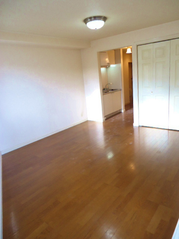 Other room space. It is spread in the room