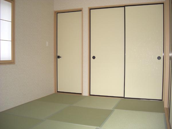 Non-living room. Indoor (11 May 2013) Shooting