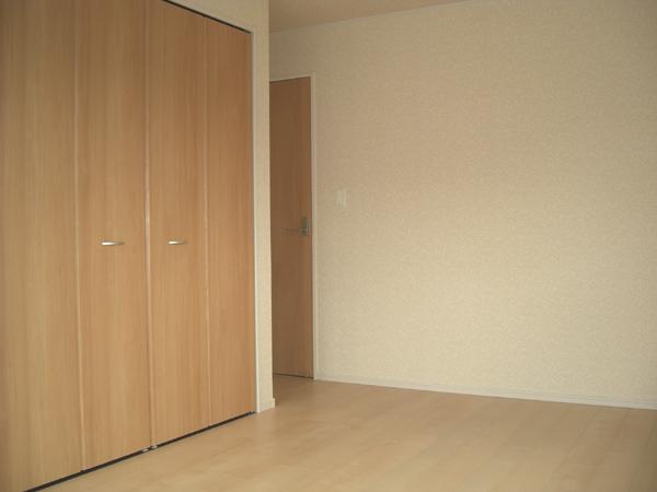 Non-living room. Indoor (11 May 2013) Shooting