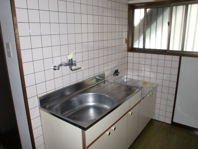 Kitchen. There is a window next to the kitchen! ! 