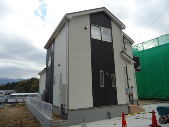 Local appearance photo