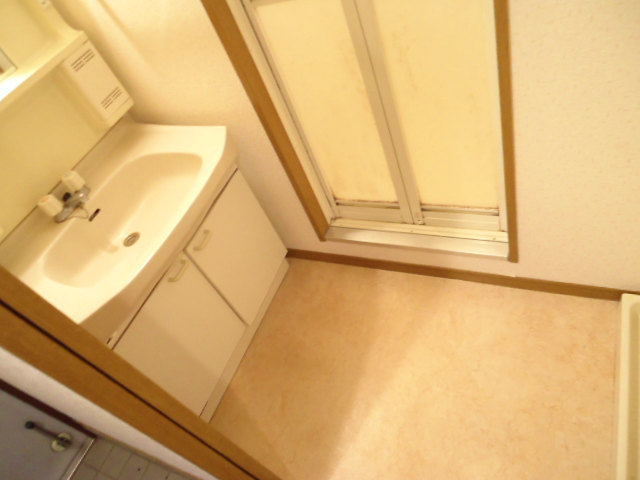 Other room space. There are dressing room