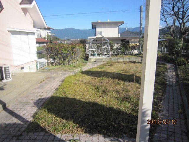 Garden. The life of longing with a garden detached here