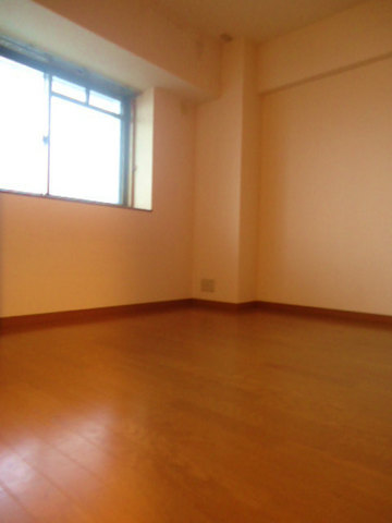 Living and room. Bright Western-style