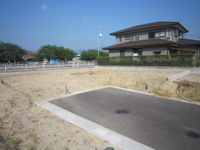 Local land photo. Local (August 2013) Shooting