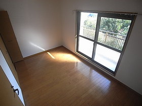 Living and room. Western is! 