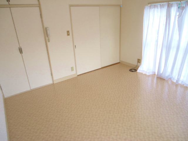 Other room space. It is wide rooms