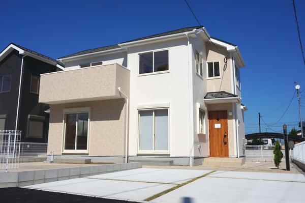 Local appearance photo. Local (10 May 2013) Shooting