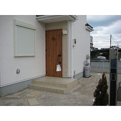 Local appearance photo. Stylish entrance! A little bit different special feeling!