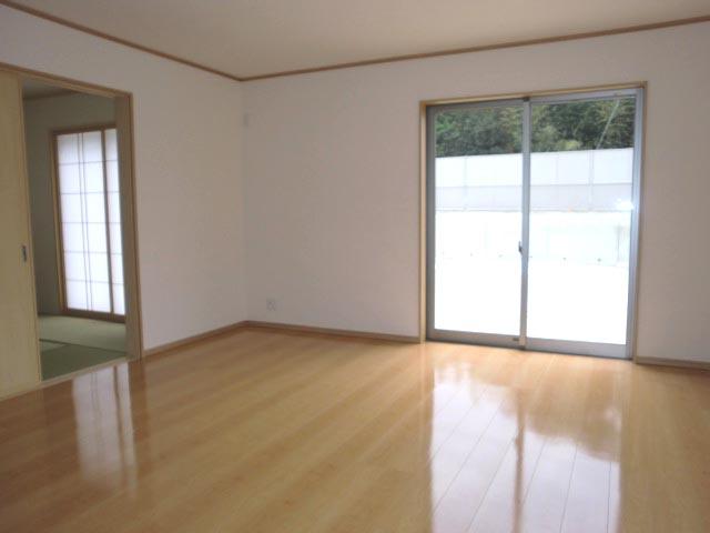 Living. There is a Japanese-style room adjacent to LDK.