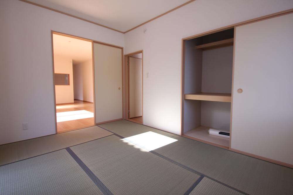 Receipt. The photograph is the same type