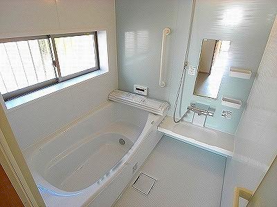 Bathroom. ※ The photograph is a property of the same manufacturer and construction.