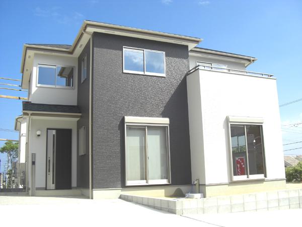 Same specifications photos (appearance). (Building 2) same specification