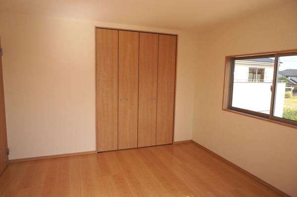 Same specifications photos (Other introspection). (Building 2) same specification