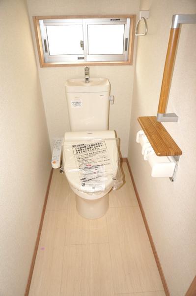 Same specifications photos (Other introspection). (Building 2) same specification