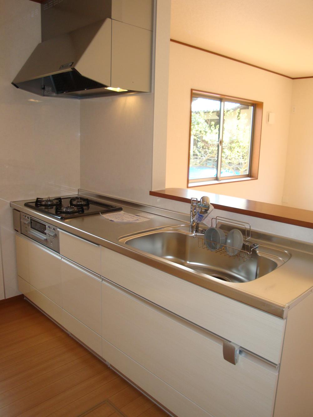 Same specifications photo (kitchen)