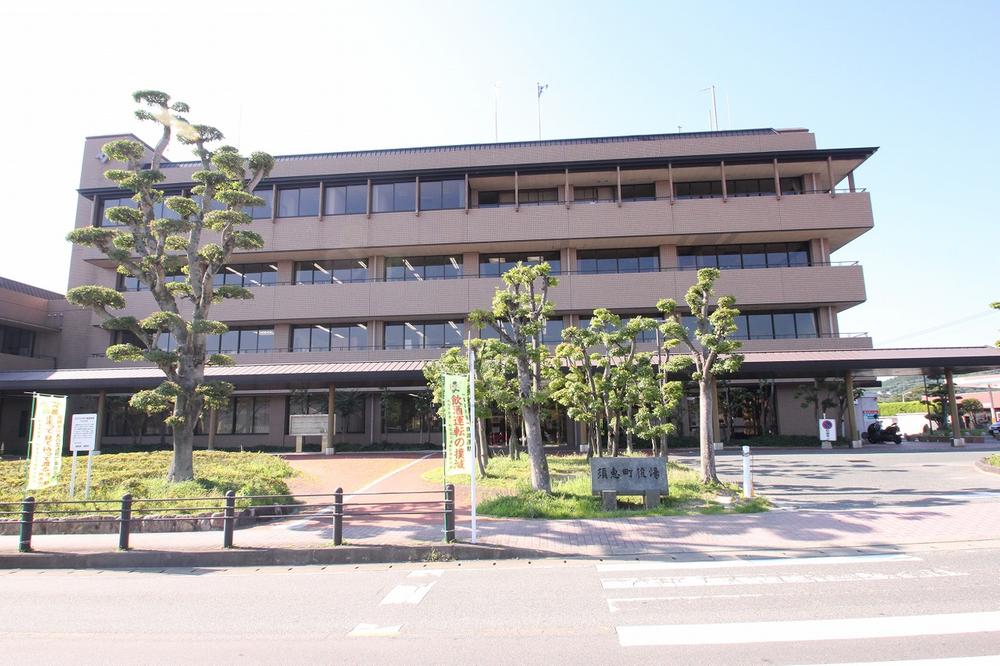 Government office. Sue-cho 800m to office