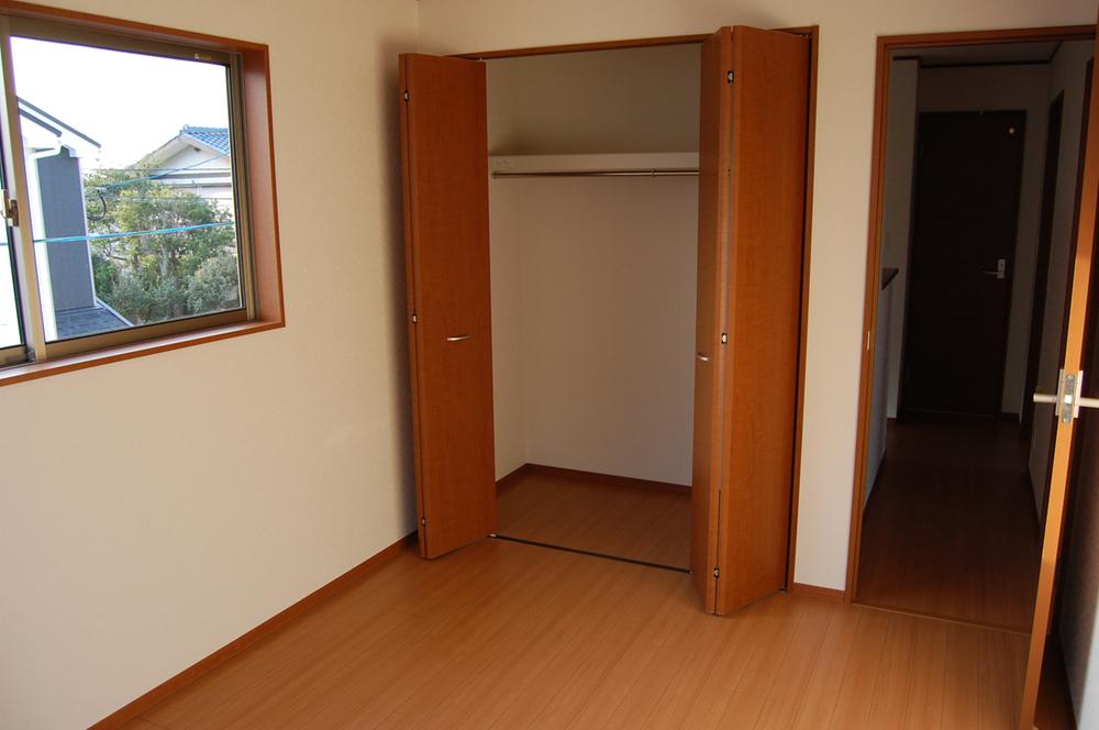 Same specifications photos (Other introspection)