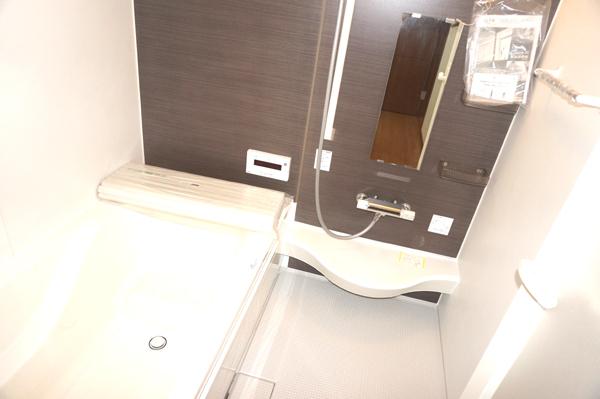 Same specifications photo (bathroom). (3 Building) same specification