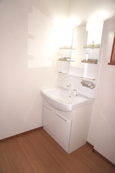 Same specifications photos (Other introspection). (1 Building) same specification