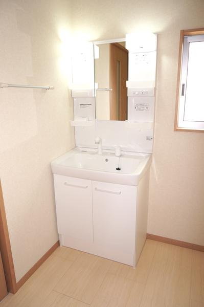 Same specifications photos (Other introspection). (1 Building) same specification