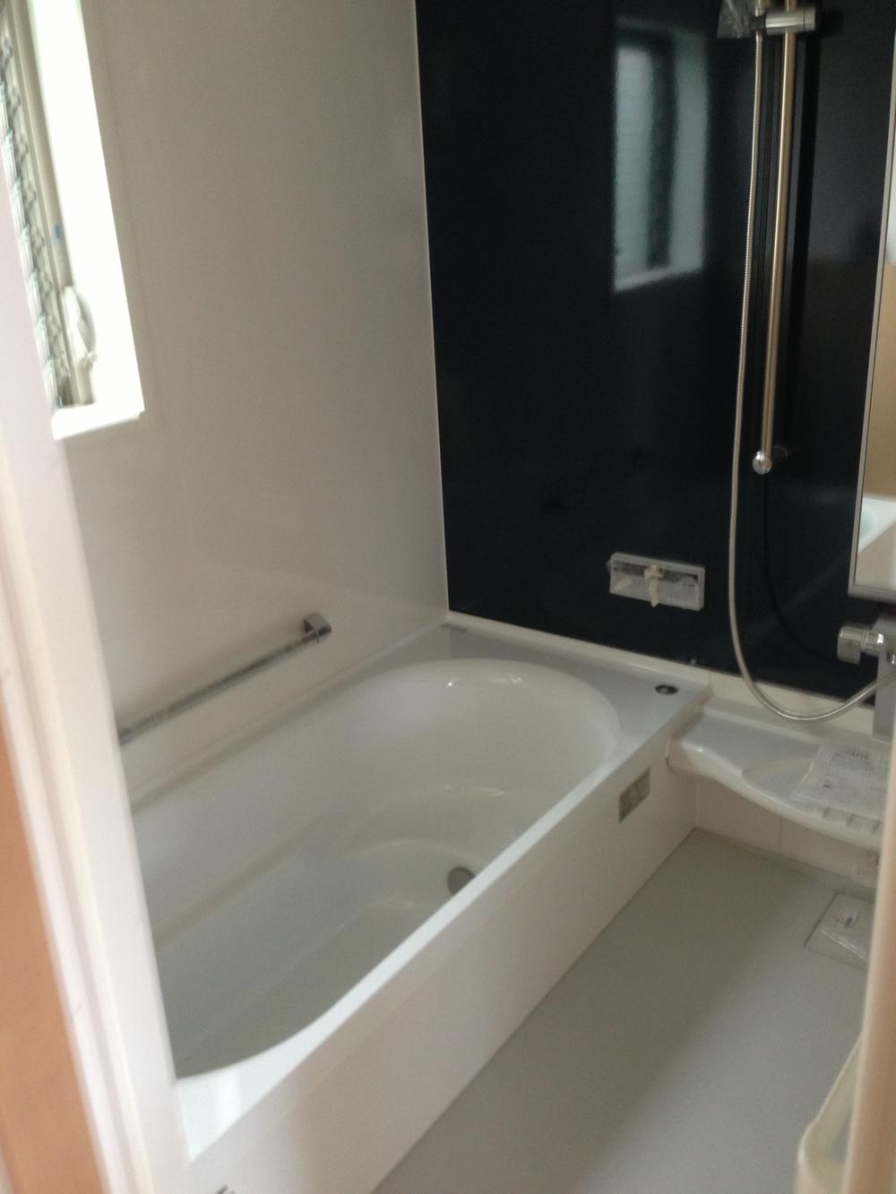 Bathroom. Local (09 May 2013) Shooting