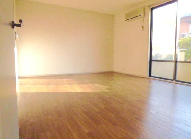 Living and room. Widely relaxing living space