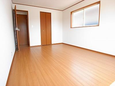 Non-living room. The photograph is a property of the same manufacturer and construction