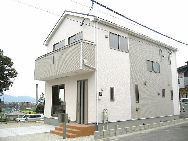 Same specifications photos (appearance). Car space 2 cars! (Same specifications photo)