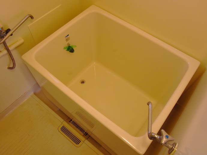 Bath. Bathtub is also new ~ ! ! 
