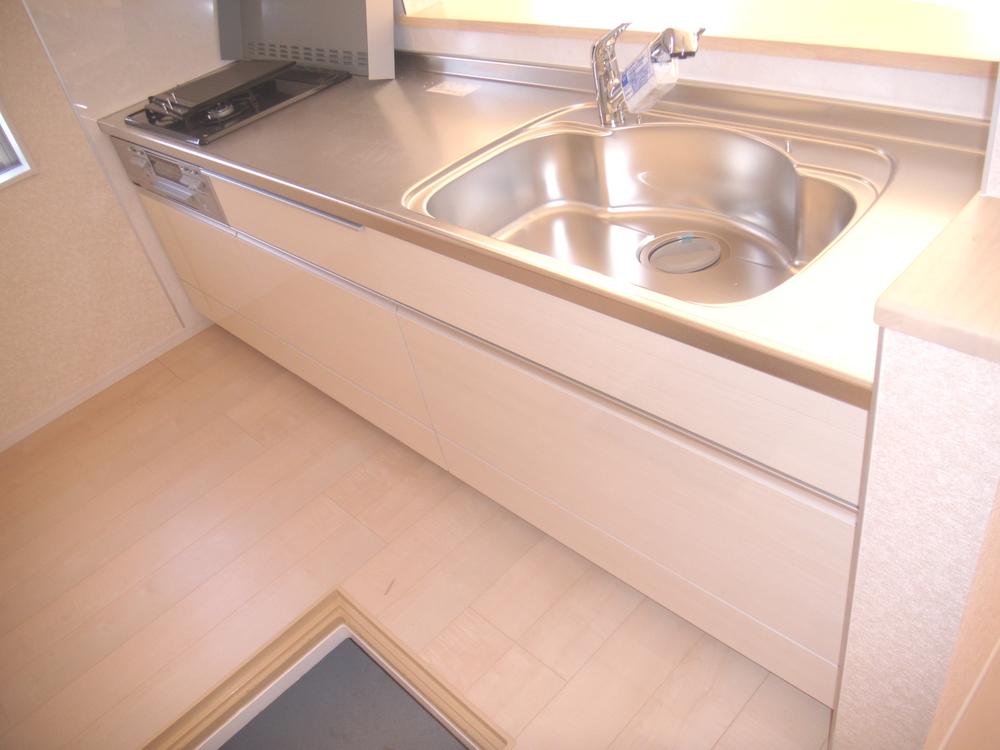 Same specifications photo (kitchen)