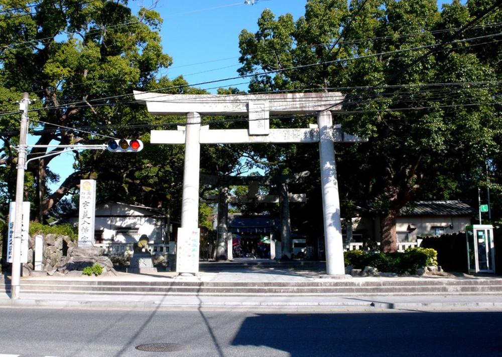 Other Environmental Photo. 850m to Umi Hachiman